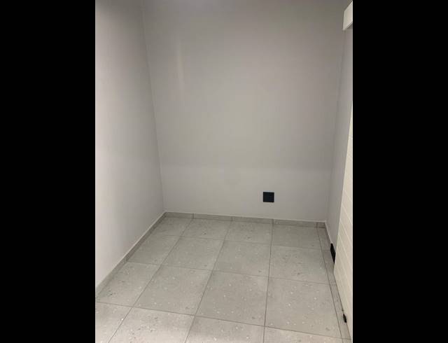 2 BEDROOM PROPERTY TO RENT IN FLEURHOF